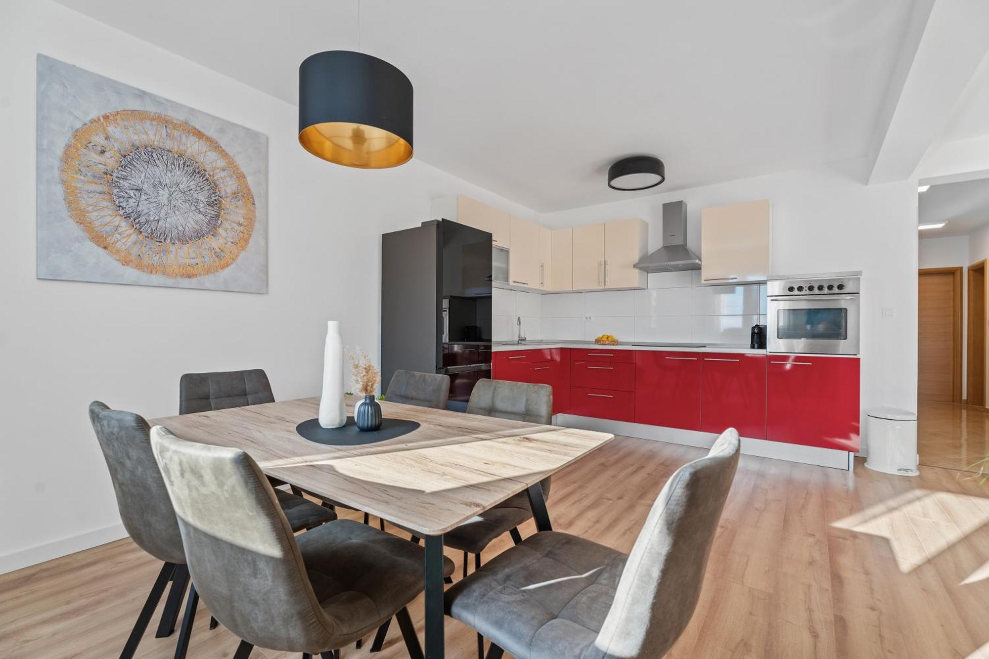 Apartments Bakota Омиш Экстерьер фото