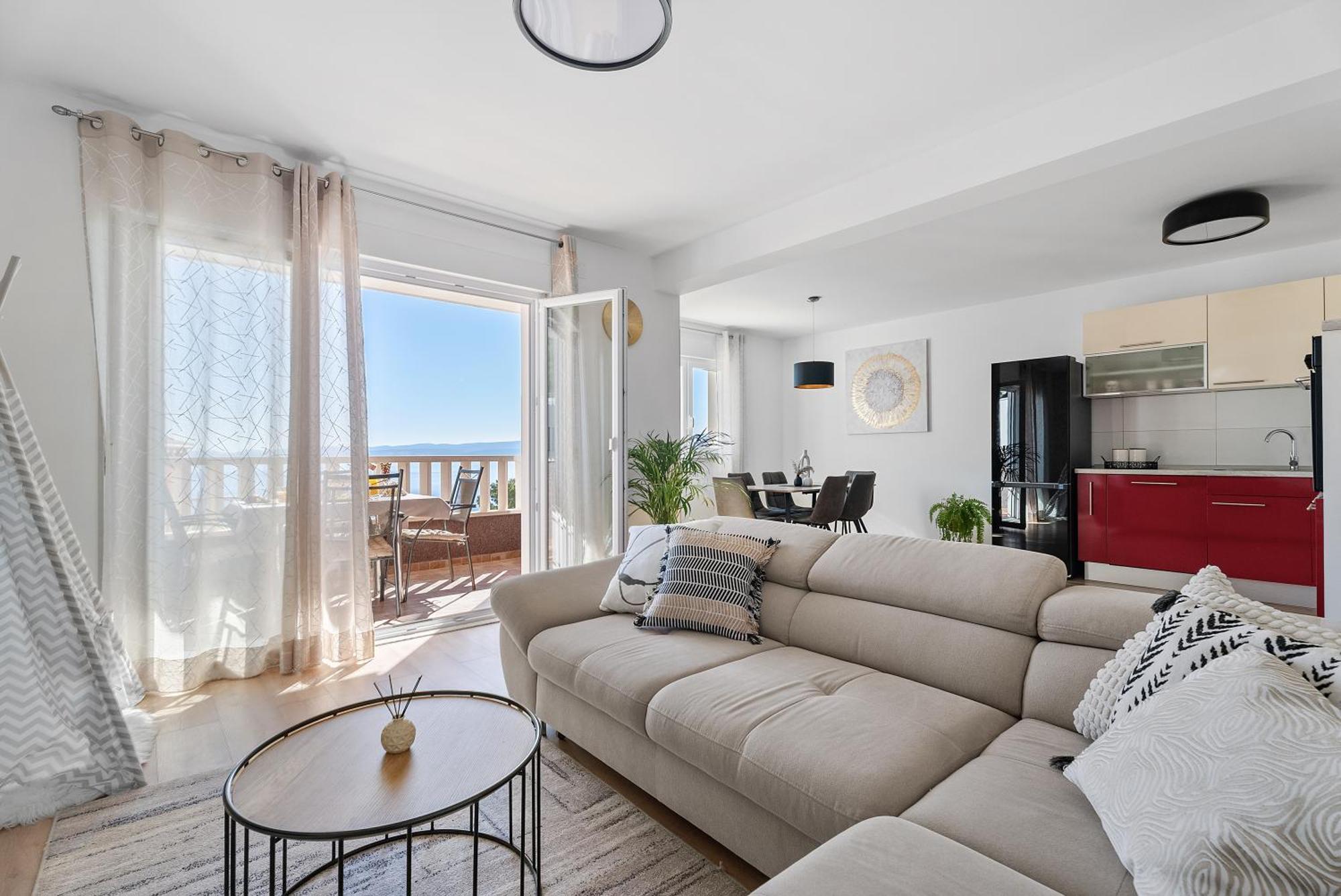 Apartments Bakota Омиш Экстерьер фото
